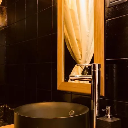 Spanish Step Nest Luxury Apartment *