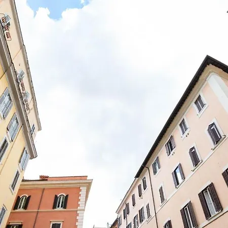 Spanish Step Nest Luxury Apartment Rome