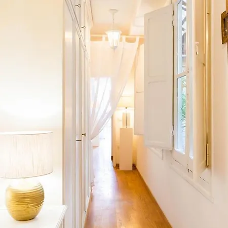 Apartment Spanish Step Nest Luxury *