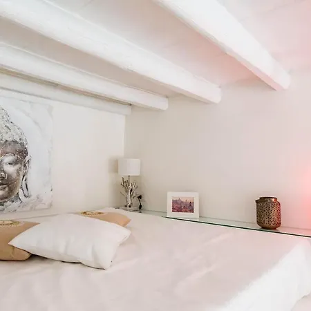 Spanish Step Nest Luxury