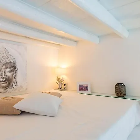Spanish Step Nest Luxury Appartement *